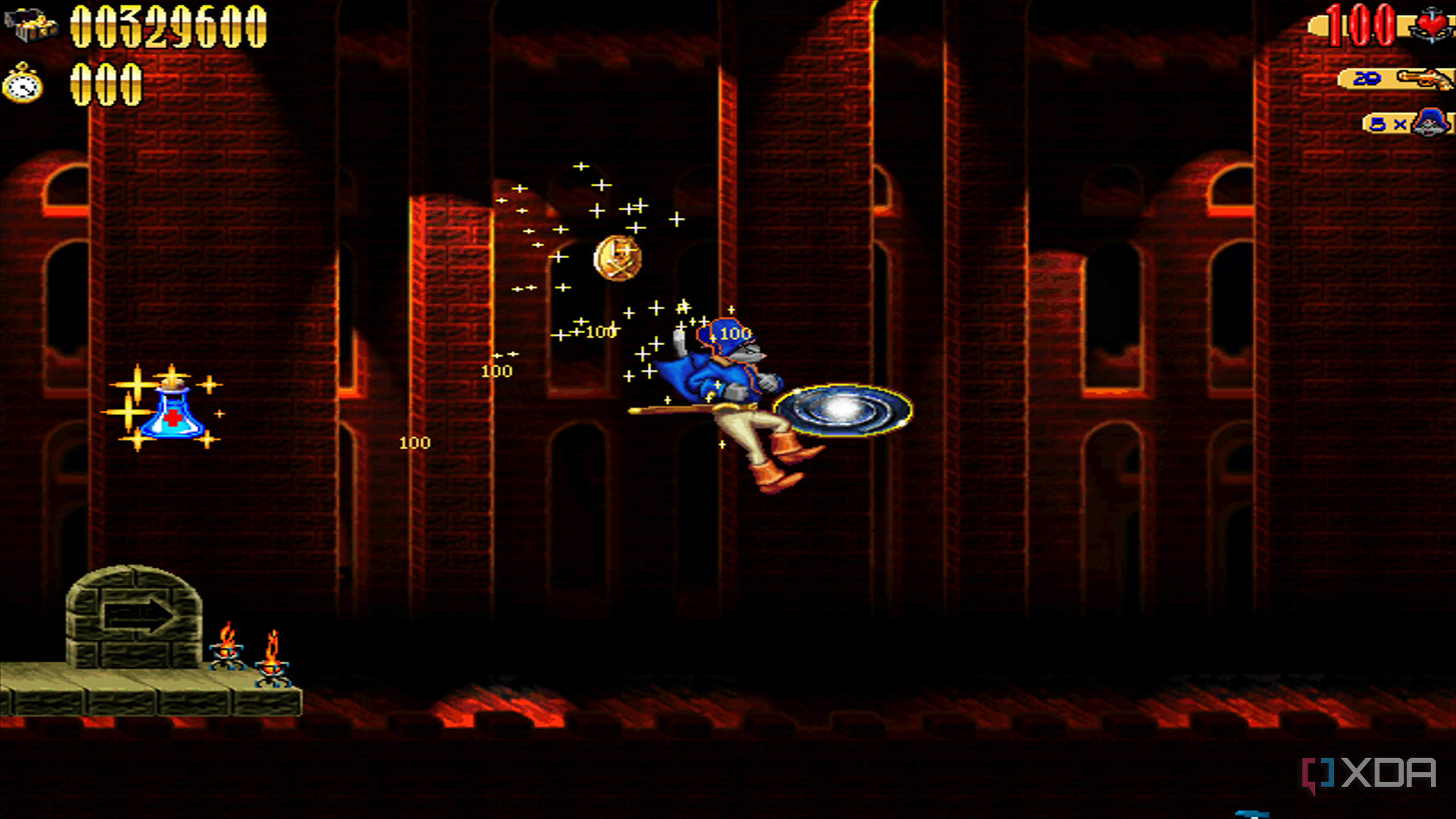 Captain Claw jumping into a teleporter in the 1997 game Claw.