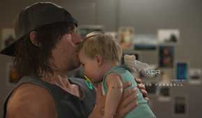 Sam kissing Lou in Death Stranding 2.