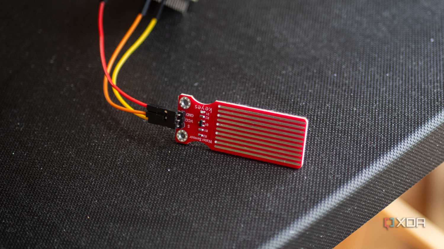 Water sensor connected to an ESP32
