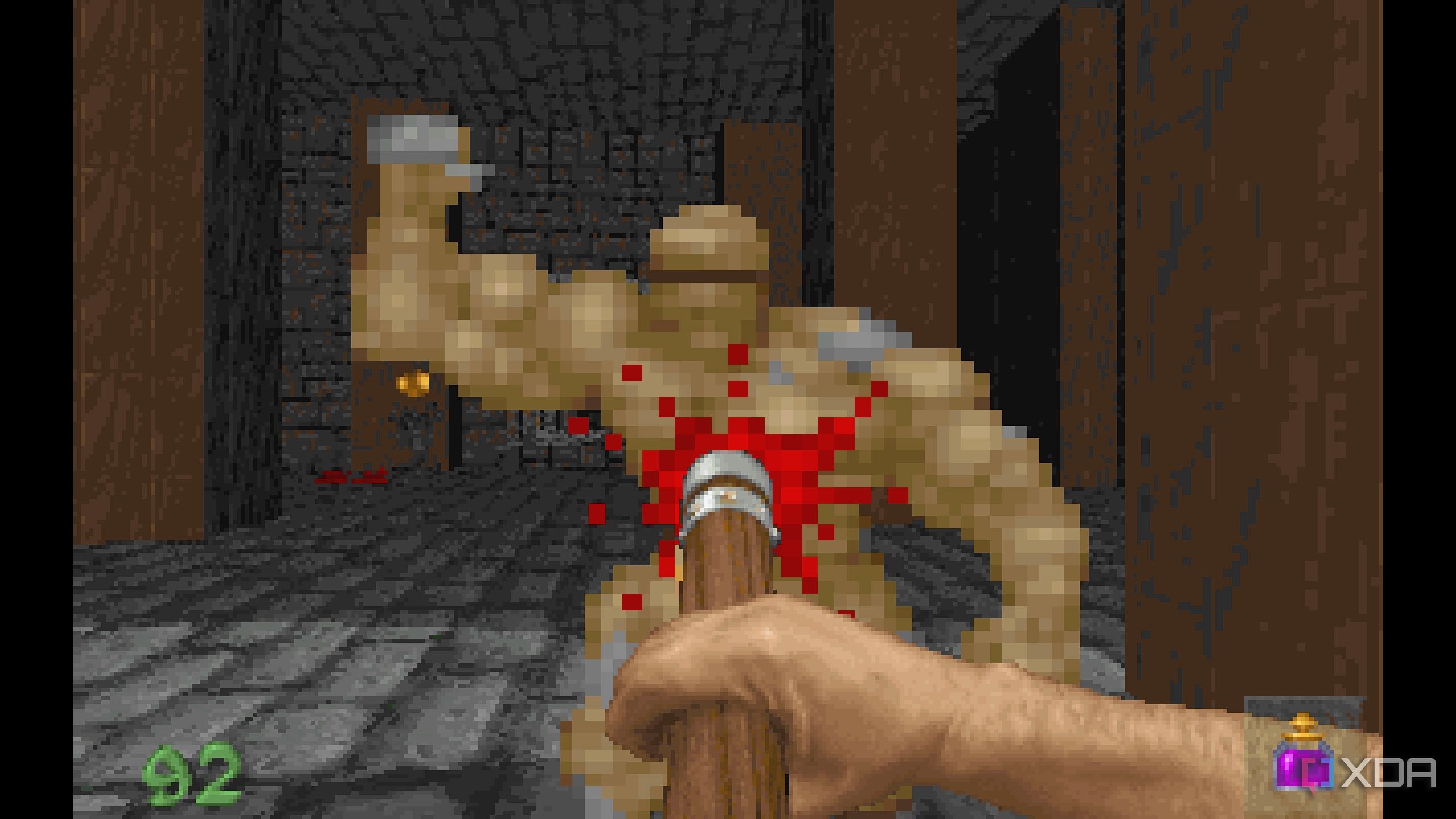The game Heretic running on DOSBOX.
