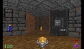 The game Heretic running on DOSBOX.