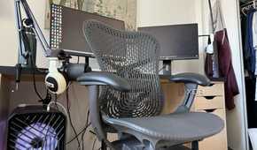 Ergo chair in front of desk