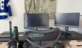 A photo of a desk PC setup