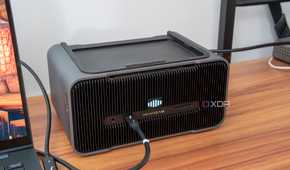 Laptop with eGPU-2