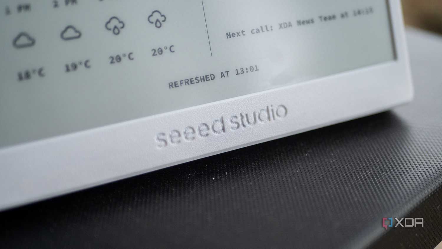 Seeed Studio's XIAO 7.5-Inch eInk Display running Home Assistant