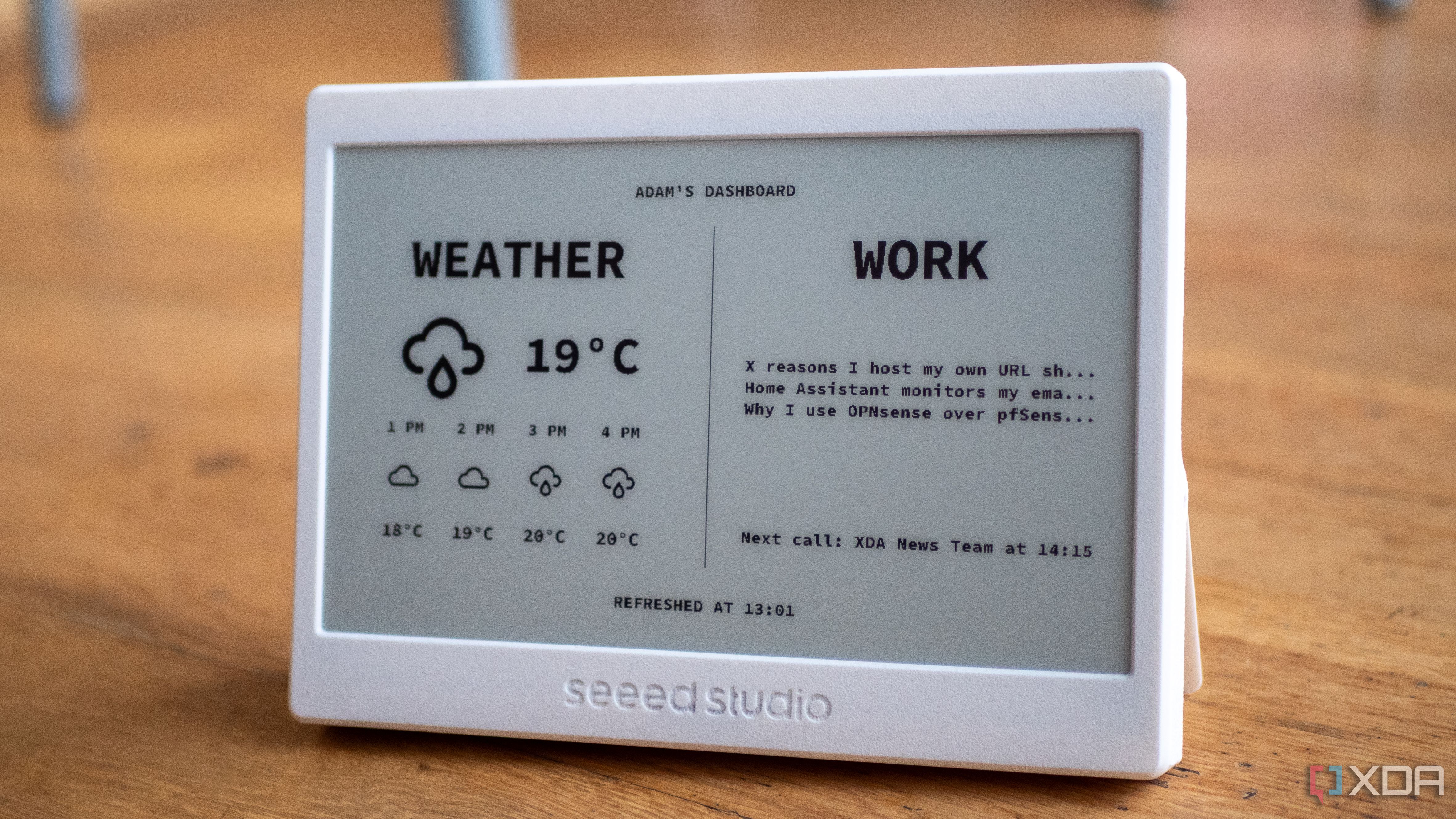 Seeed Studio XIAO 7.5 Inch E-Ink Screen Home Assistant