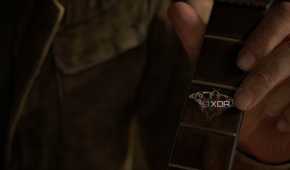 Joel holding a guitar in The Last of Us Part II.