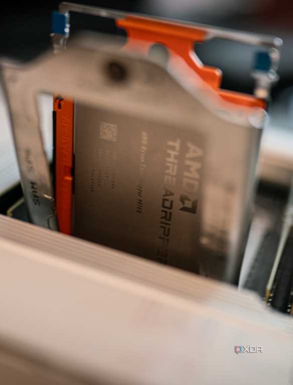 Threadripper Handhrld AMD just shot itself in the foot, and I have questions about AM5's long ...