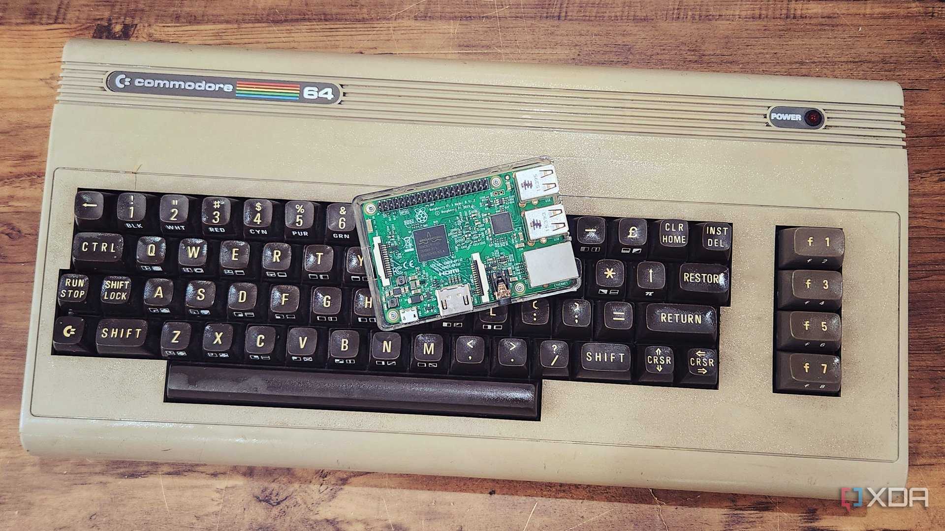 Raspberry Pi 3 and a Commodore 64