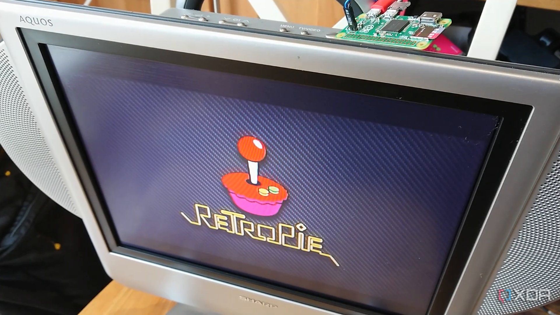Old TV with Raspberry Pi Zero connected using composite signal