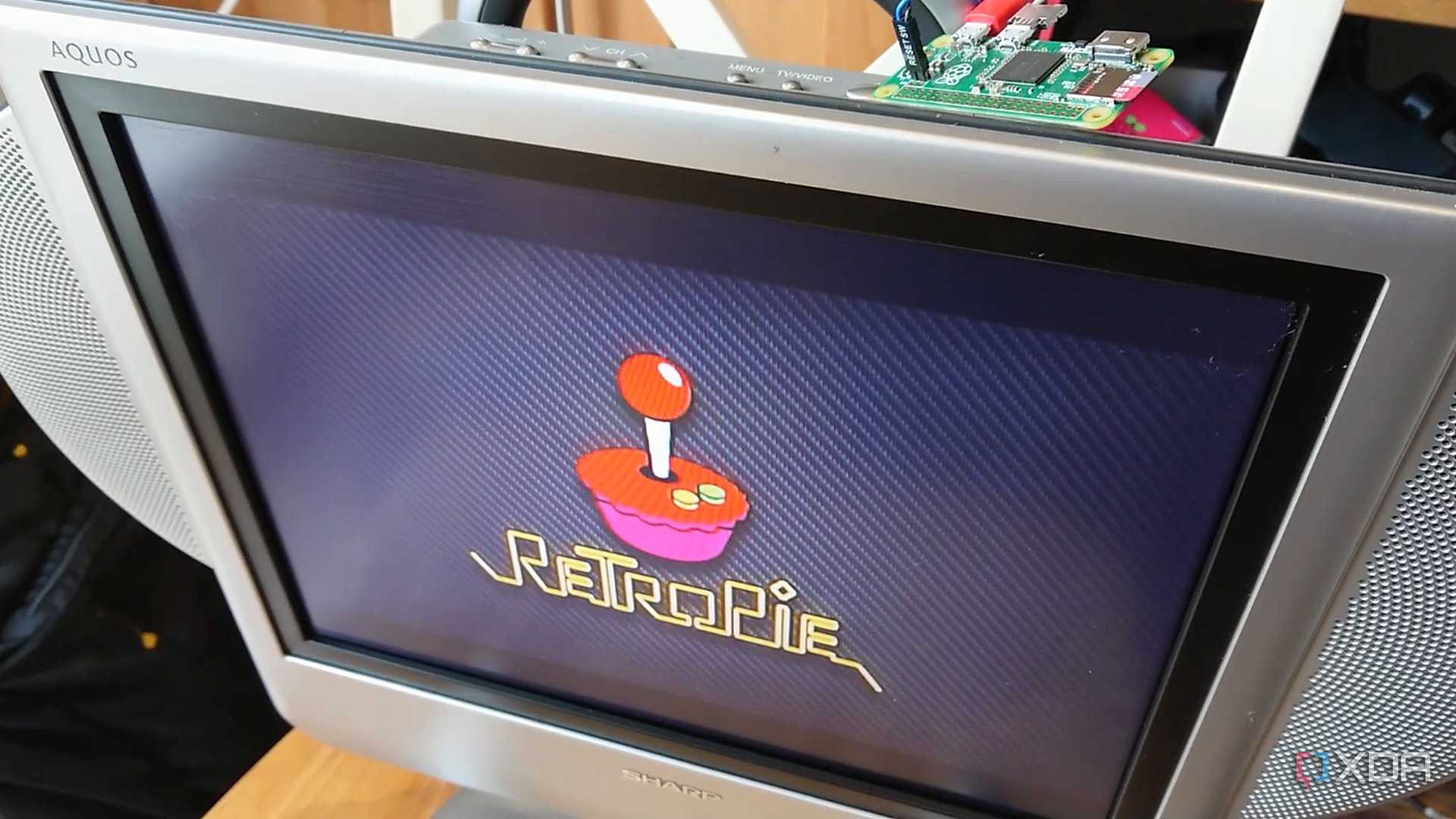 Old TV with Raspberry Pi Zero connected using composite signal