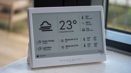 XIAO ePaper Panel powered by TRMNL shows weather conditions