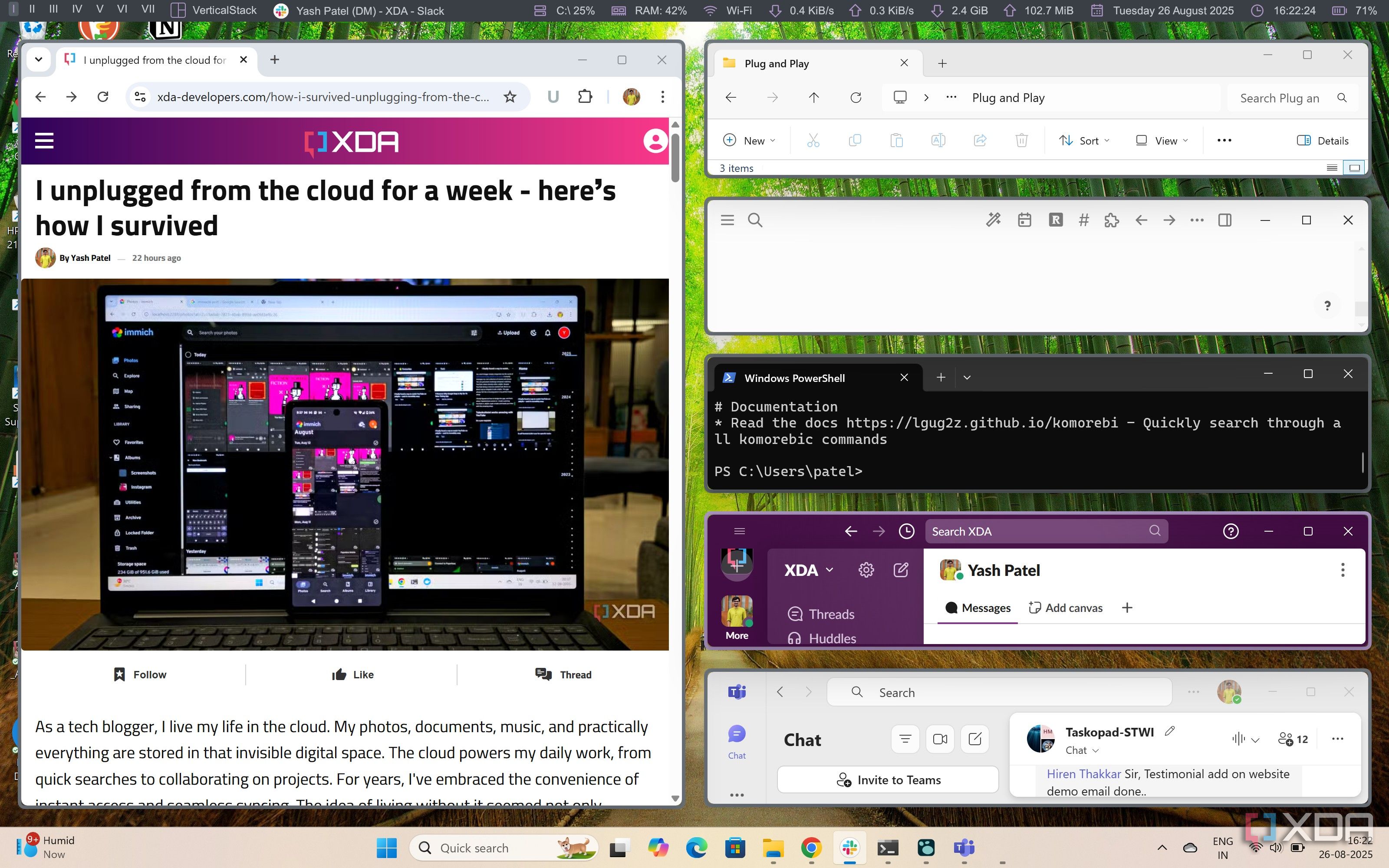 This tiling window manager was the missing piece of my ultrawide screen ...