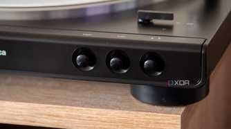 Audio-Technica-LP60XBT-3