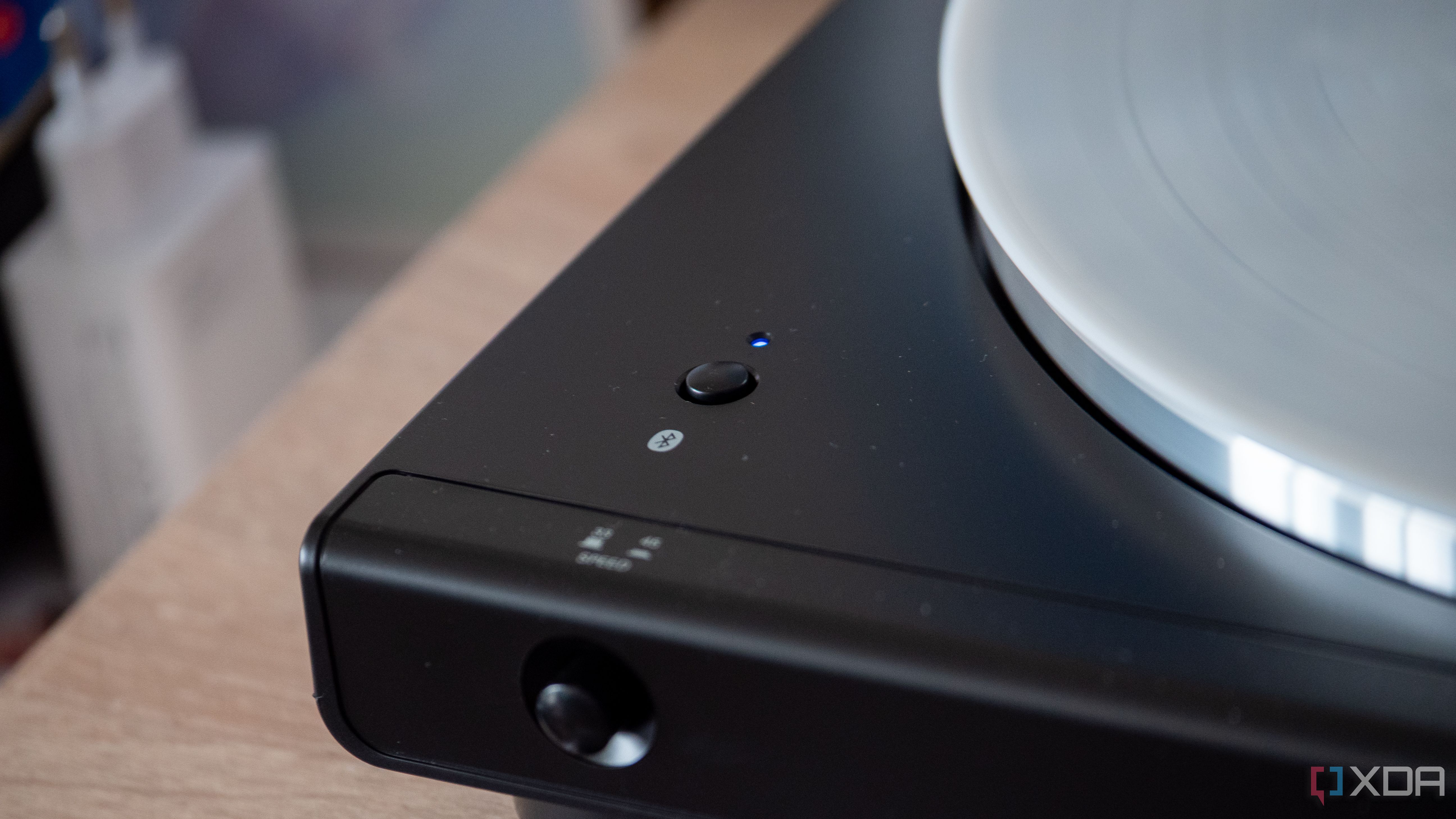 Audio-Technica-LP60XBT-5