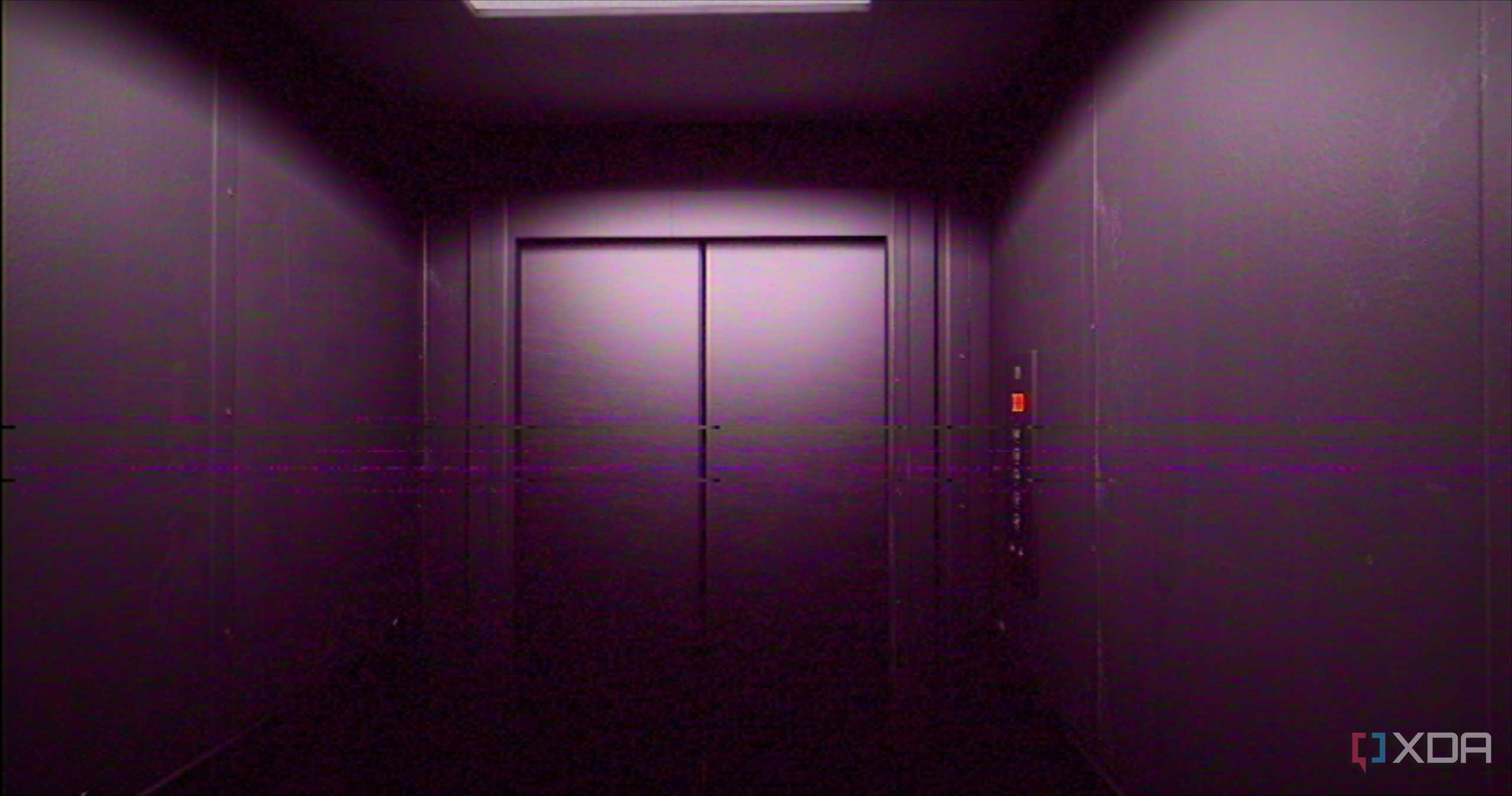 An elevator in Backrooms: Escape Together.