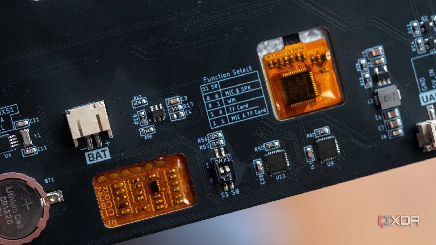 Configure and switch between different functions on Elecrow CrowPanel 7 HMI display