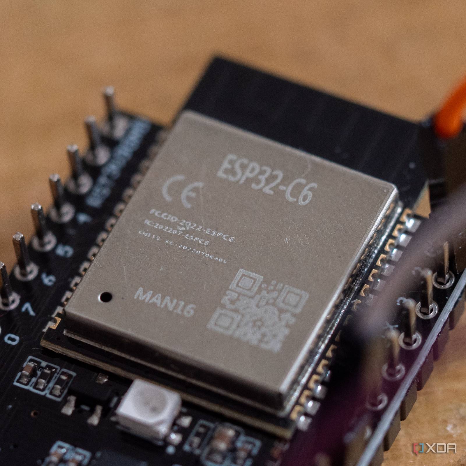 This $5 ESP32 board does Zigbee, Thread, Wi-Fi, and Matter natively