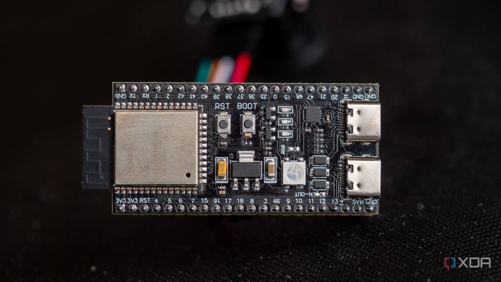 Technisch gesehen gibt es gefälschte ESP32-Geräte, aber das ist nicht die ...