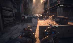 A screenshot of Dom and Marcus facing an emergence hole in Gears of War: Reloaded