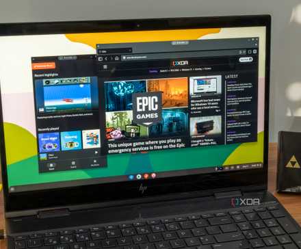 An HP laptop running FydeOS, showing the Nintendo Music and Vivaldi apps for Android