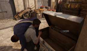 Enzo hiding a corpse in a box in Mafia: The Old Country.