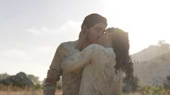 Enzo and Isabella kissing in Mafia: The Old Country.