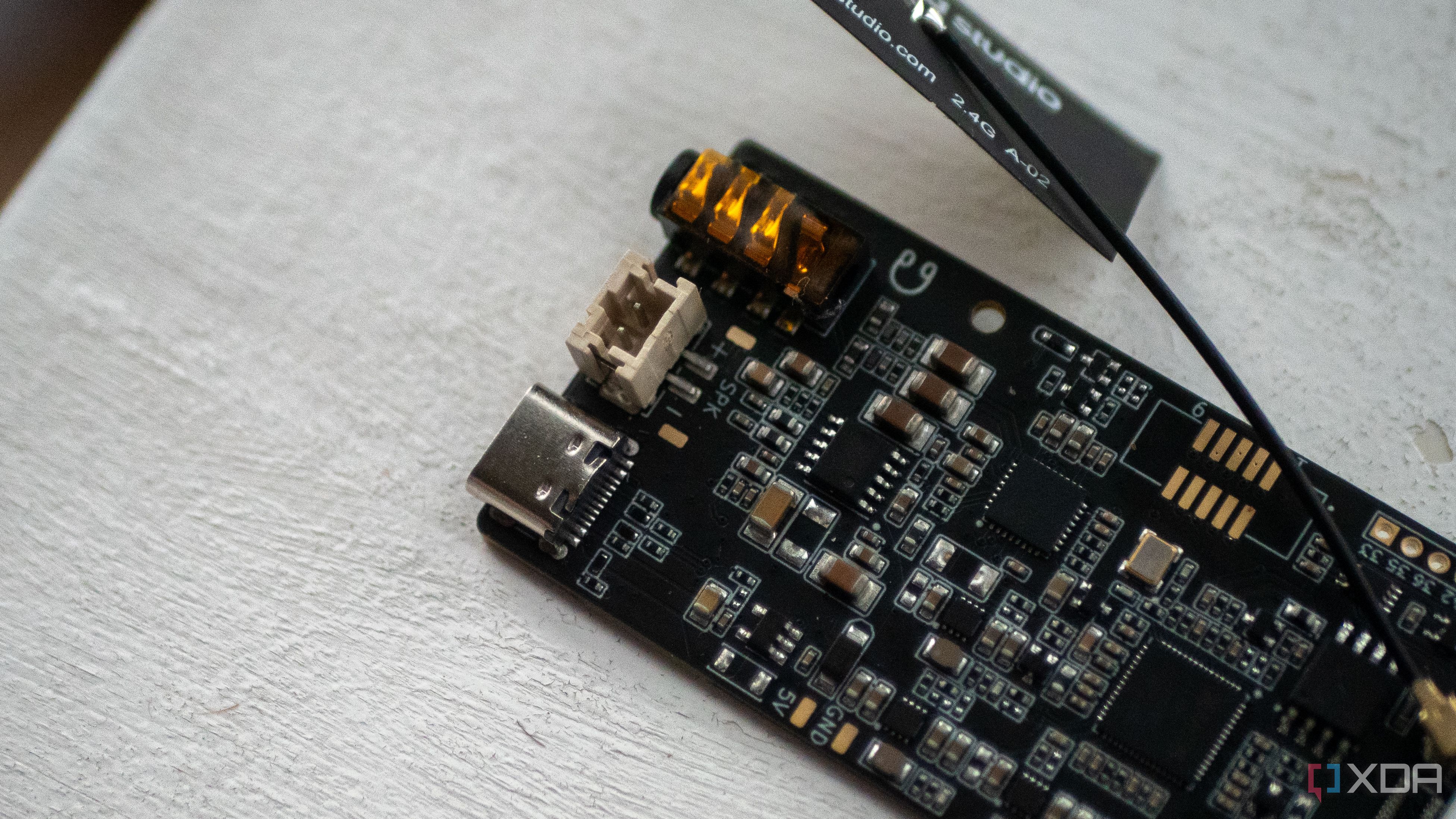 ReSpeaker-Lite-3