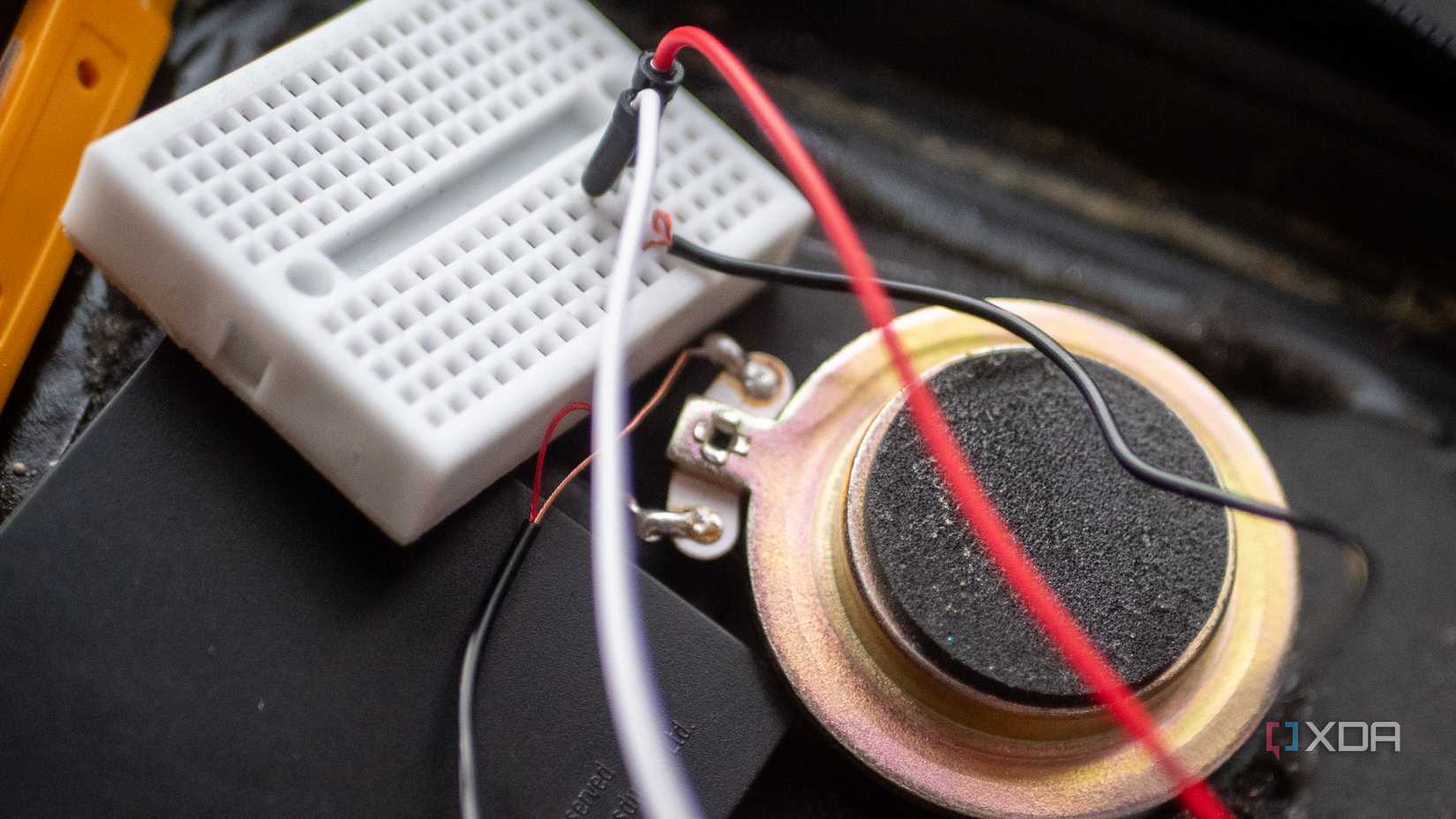 ReSpeaker-Lite-Wiring-Breadboard
