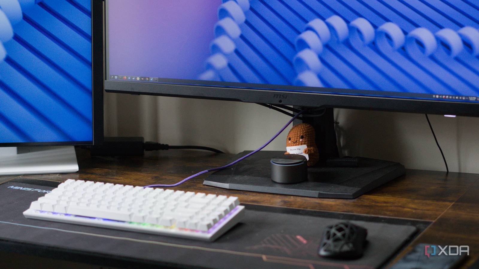 Discovering the benefits of using my monitor's built-In USB hub