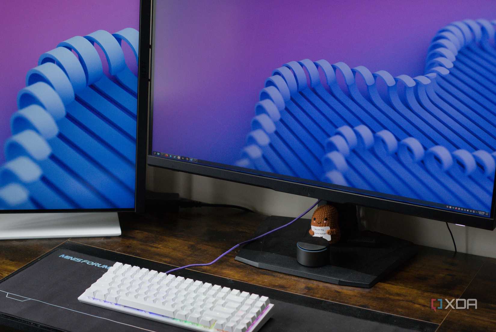 Discovering the benefits of using my monitor's built-In USB hub