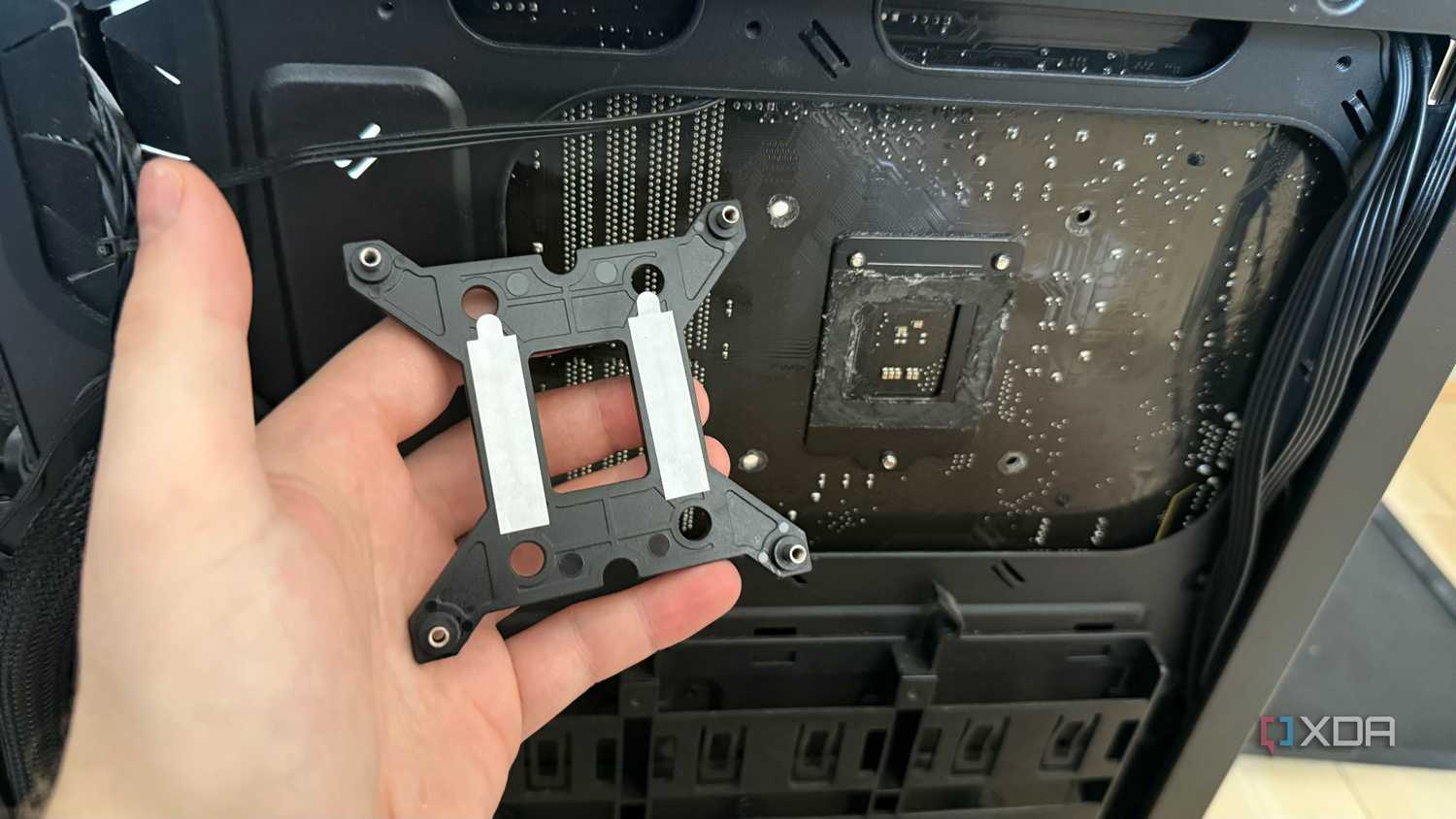 gaming_PC_TrueNAS_server_build (13)
