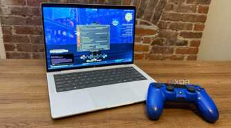 Checking the fps of Final Fantasy XIV, running on the HP EliteBook X G1i business laptop.