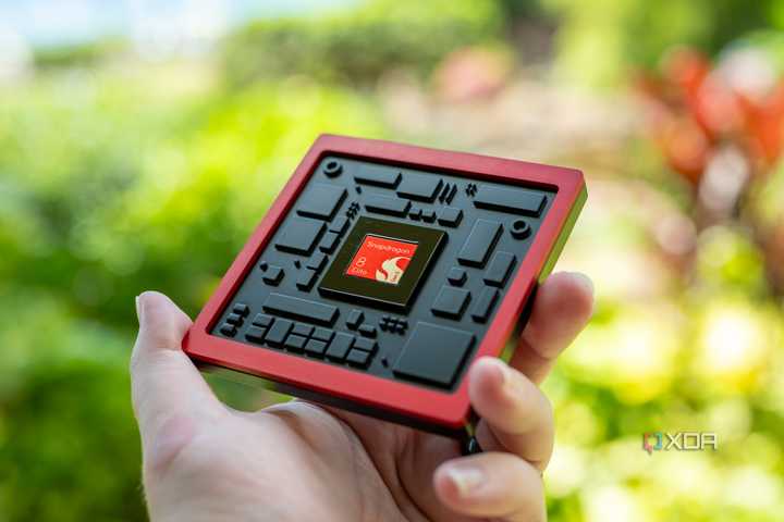 Person holding the Qualcomm Snapdragon 8 Elite Gen 5 SoC