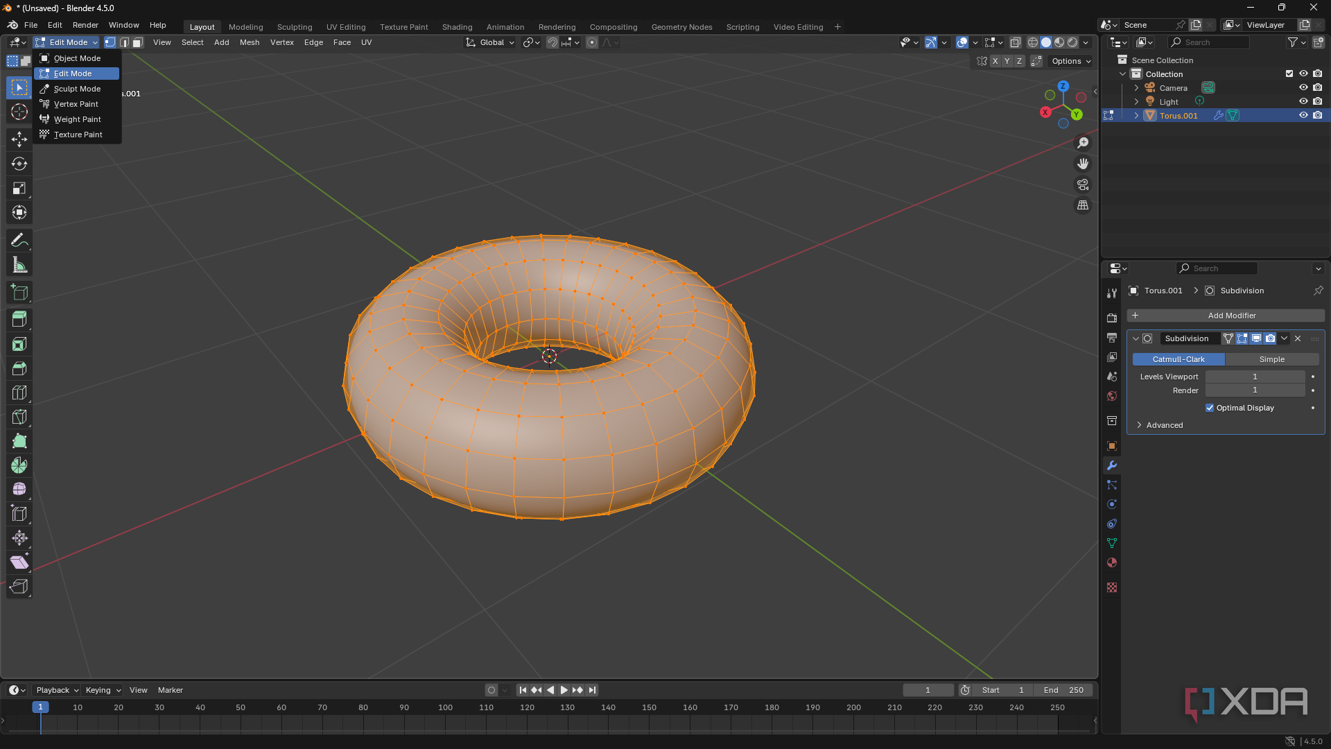 Toggling between Edit and Object modde in Blender, donut shape on canvas