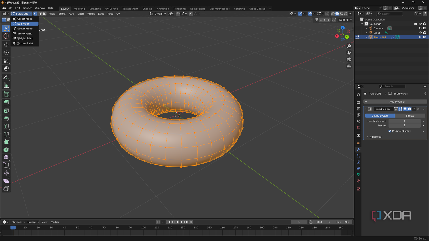 Toggling between Edit and Object modde in Blender, donut shape on canvas