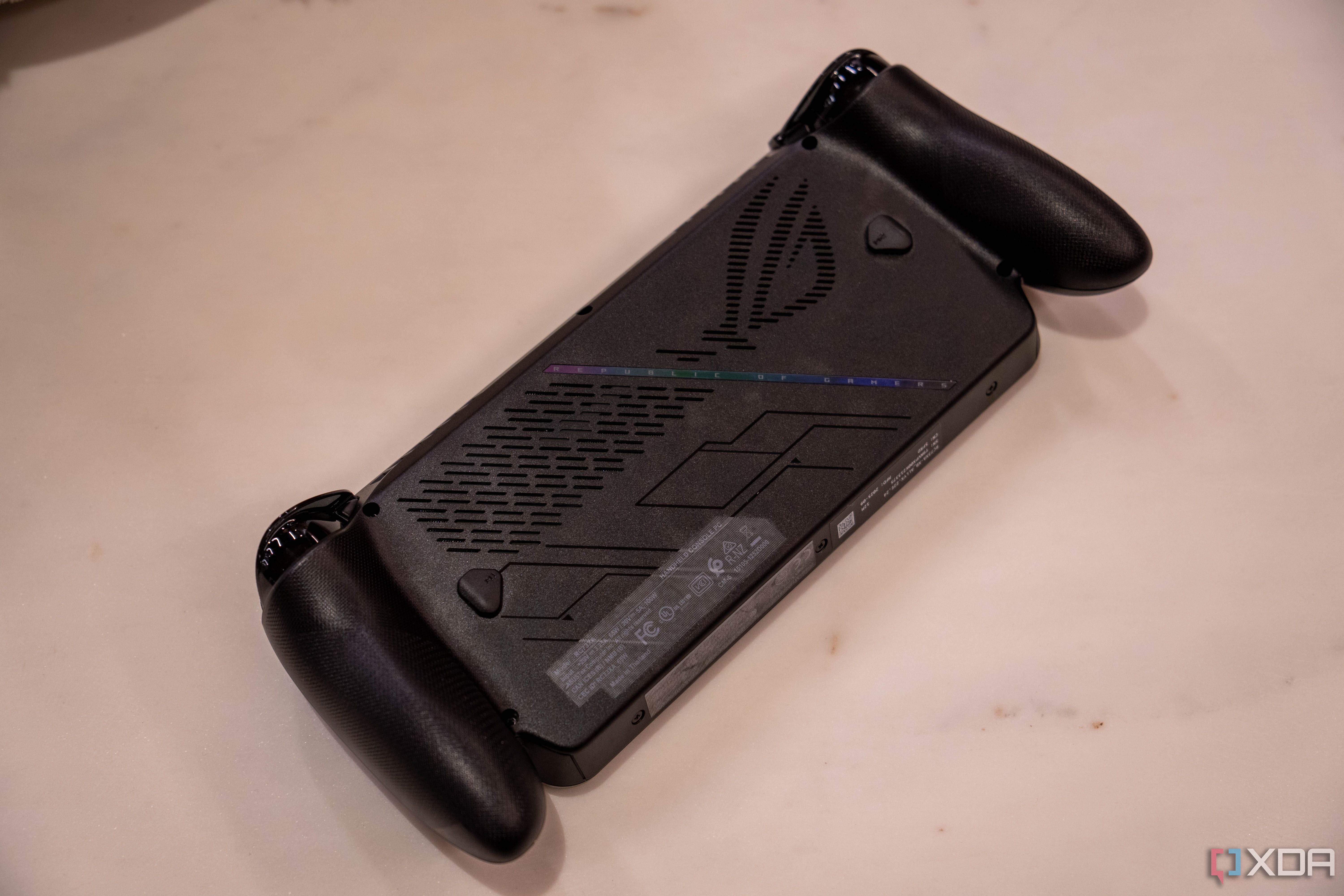Asus ROG Xbox Ally X-14