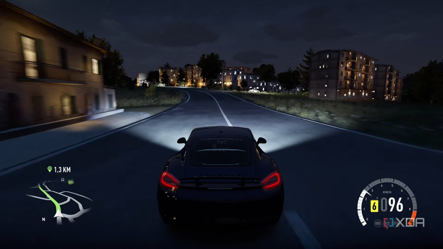 Night time driving in Forza Horizon 2.