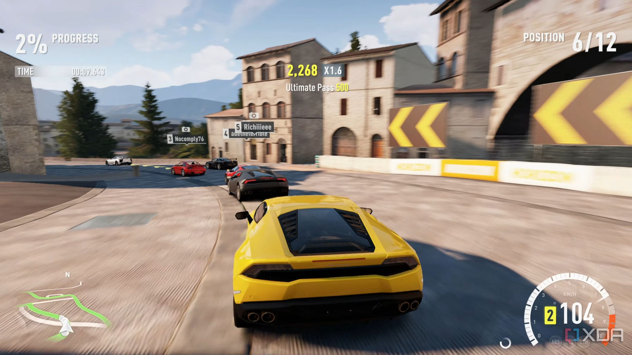 A yellow Lamborghini Huracan in Forza Horizon 2.