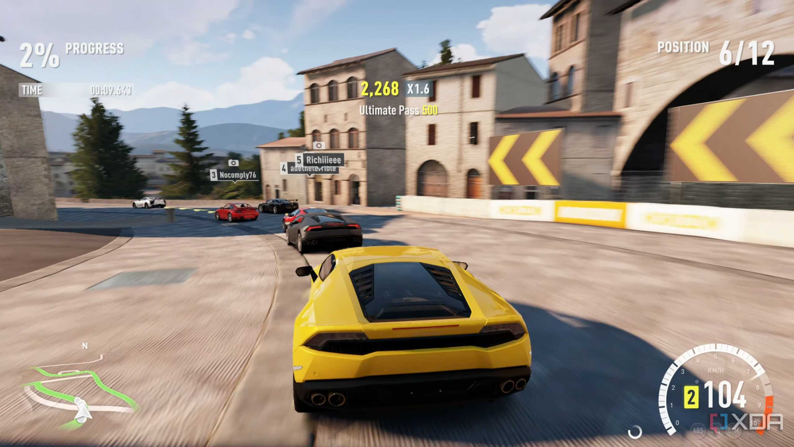 A yellow Lamborghini Huracan in Forza Horizon 2.