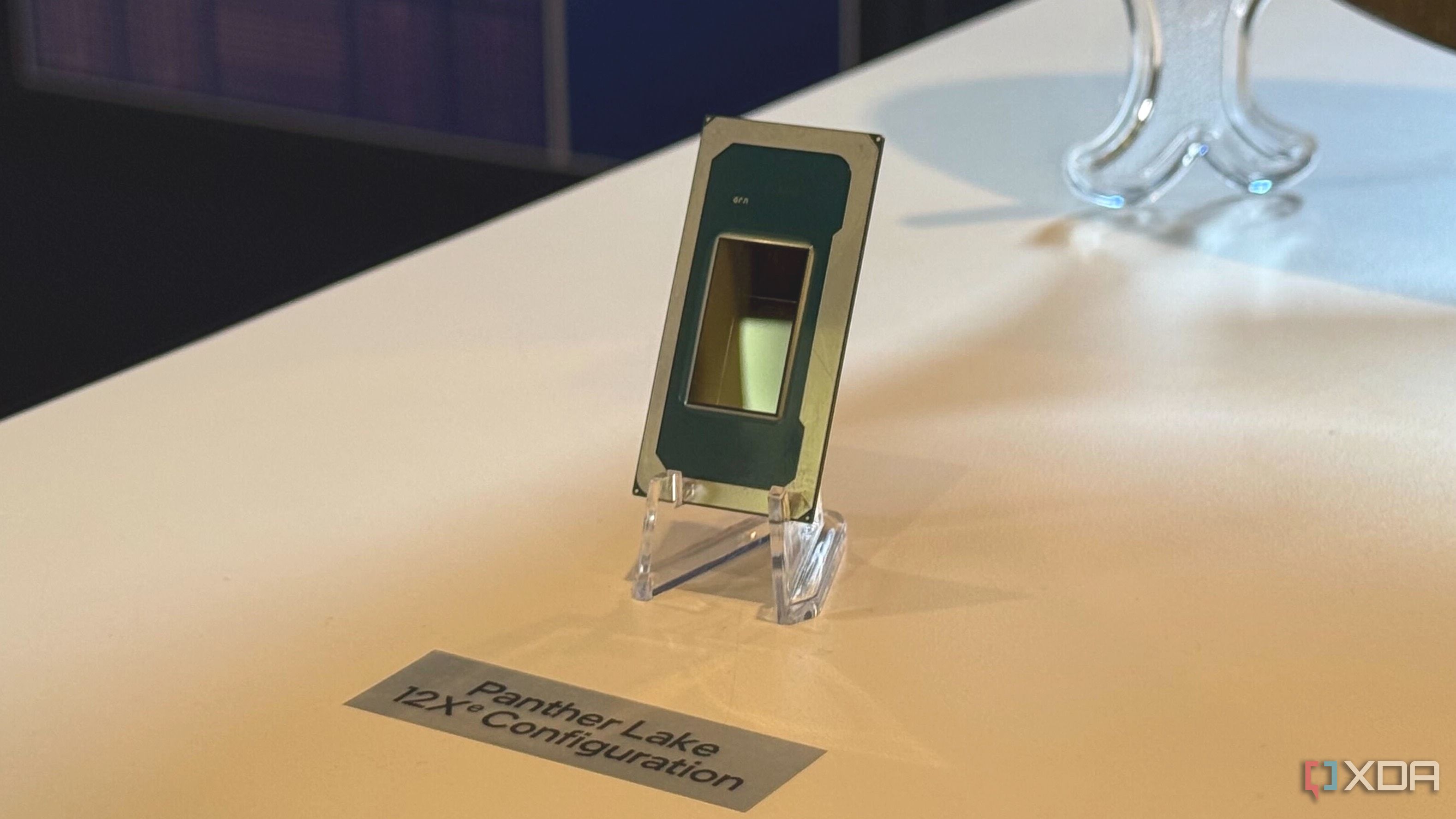 INTELLIGE EX 3点セット intel-panther-lake-16-12xe.jpg