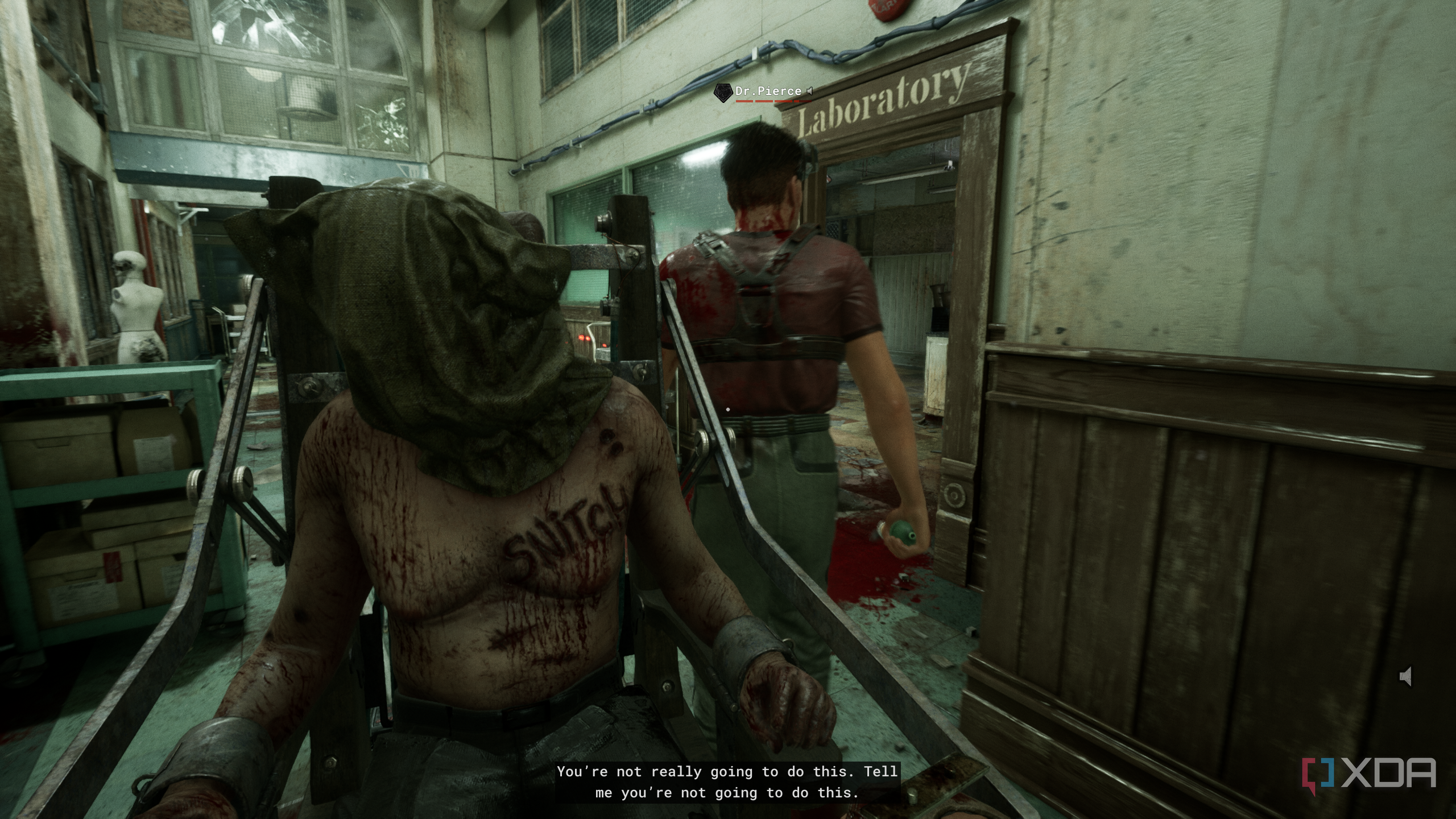 Co-op gameplay in The Outlast Trials.