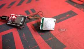 Motion detection sensor connected to an ESP32 board