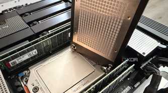 silverstone technology XE360-TR5 showing the pre-applied thermal paste