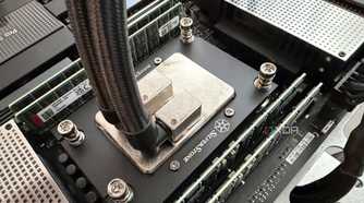 silverstone technology XE360-TR5 360mm installed on threadripper motherboard