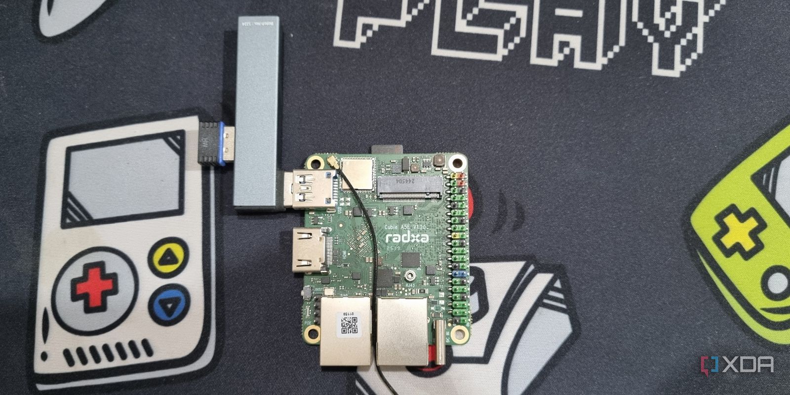 photo of usb hub connected with radxa cubie
