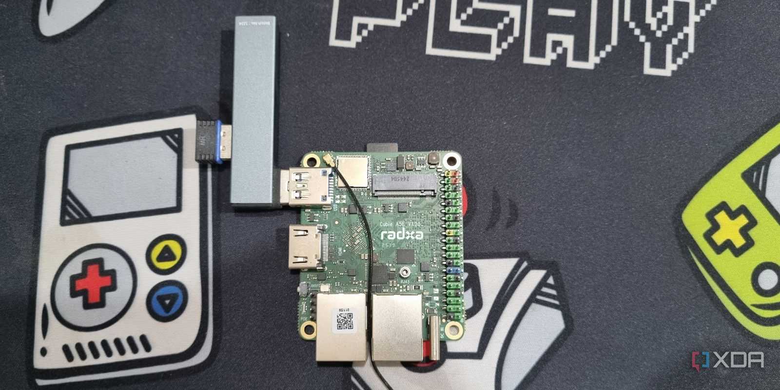 photo of usb hub connected with radxa cubie