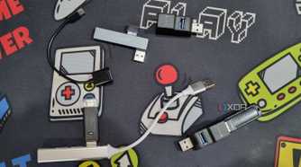 photo of usb hubs on a deskpad