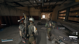 Teaming up with another player in solos in Arc Raiders.