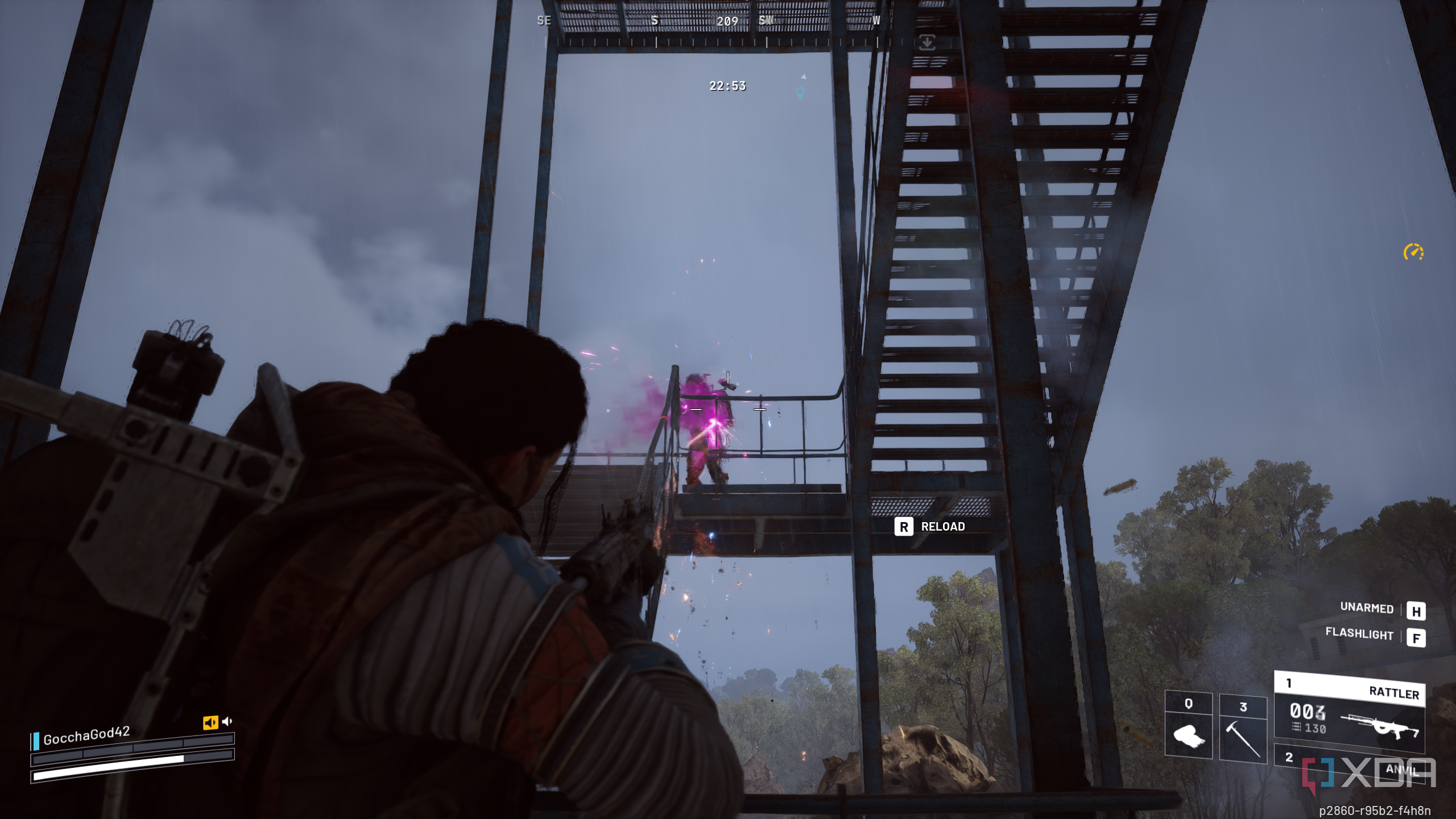 Fighting another player in Arc Raiders.